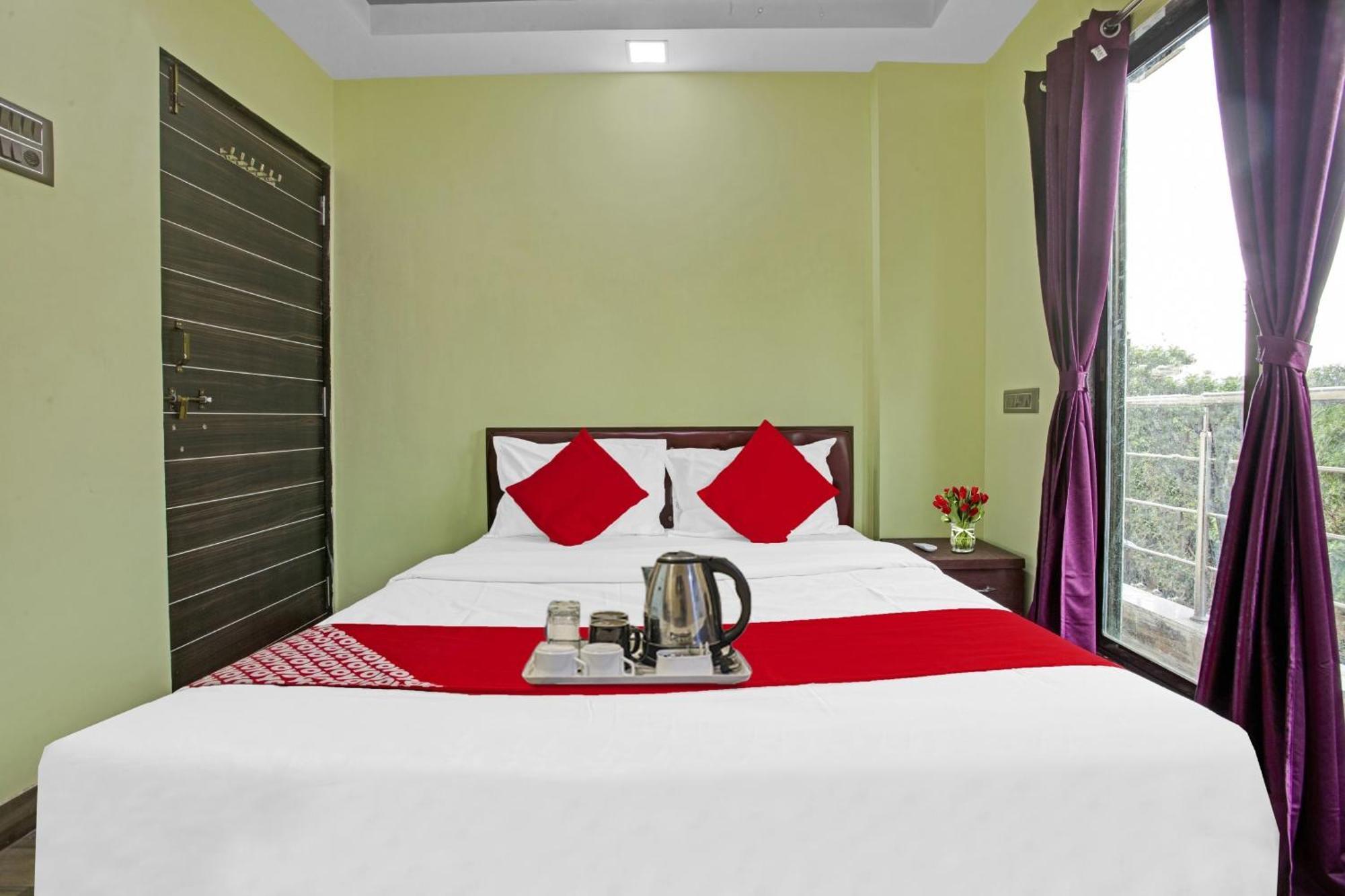 Hotel O Om Sai Residency Lodging And Boarding Taloje Exterior photo