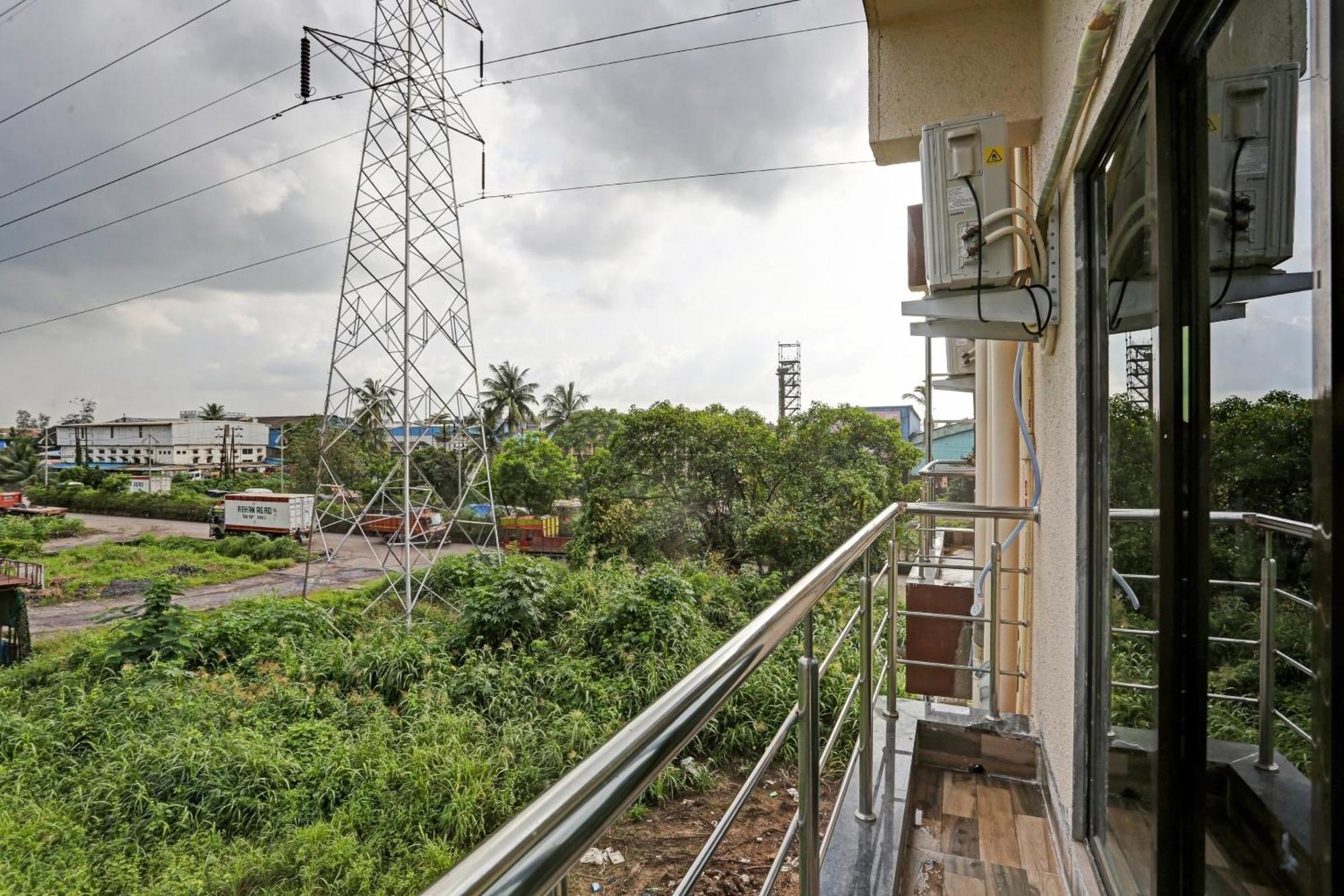 Hotel O Om Sai Residency Lodging And Boarding Taloje Exterior photo